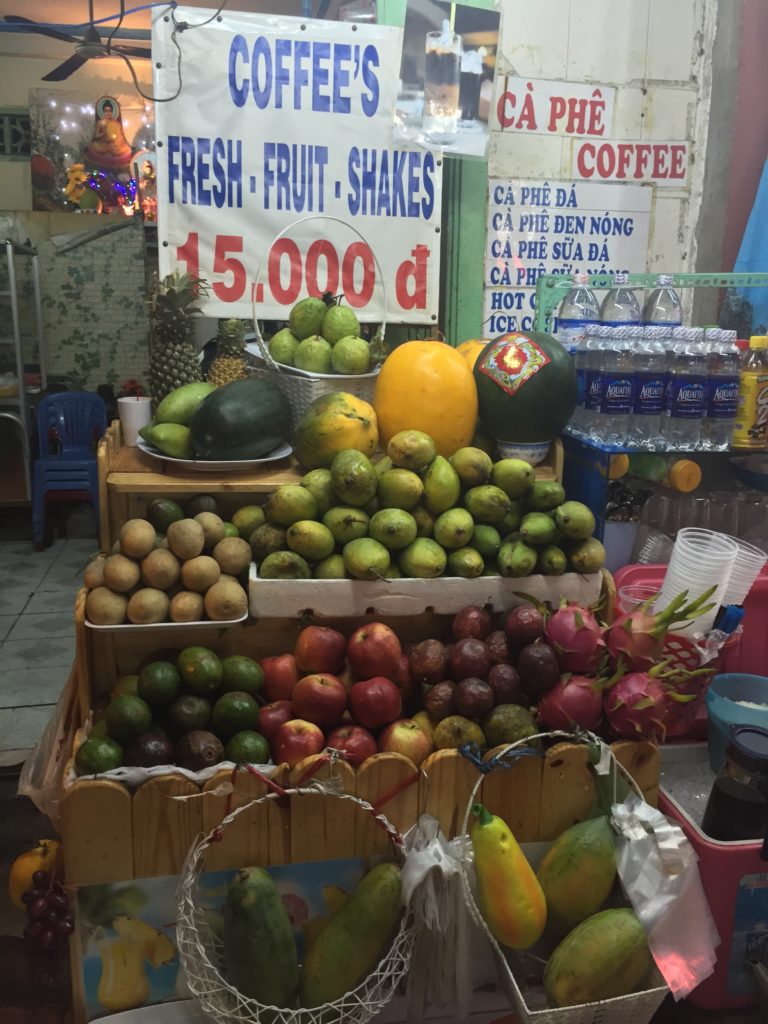 pham ngu lao fruit shakes